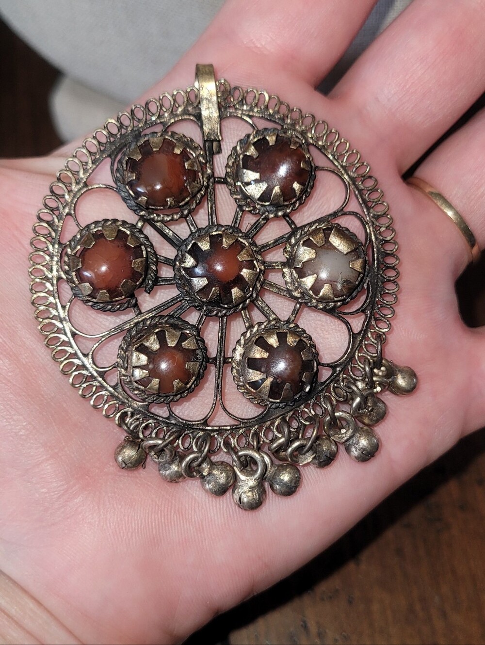 Vintage Filigree Pendant Necklace with Cabochons Agate - Picture 3 of 9